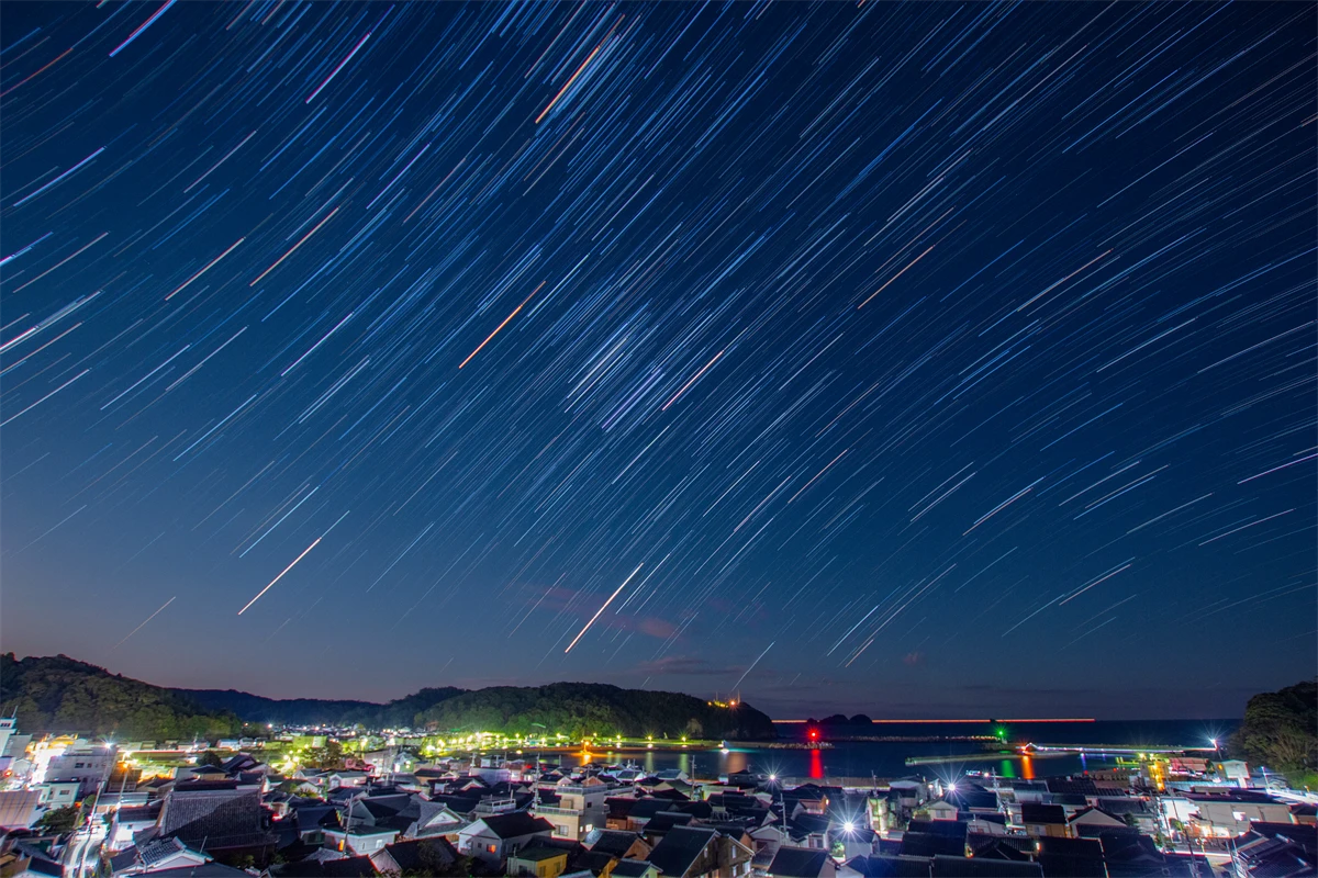 町なかの星空