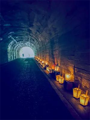 トンネルのあんどん展