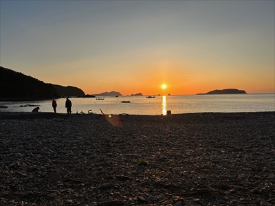 海辺の夜明け
